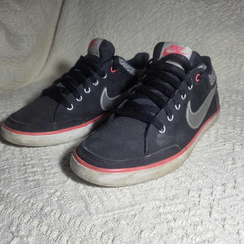 Nike Capri III Canvas Women's Sneakers (580609-001) Black Size 8